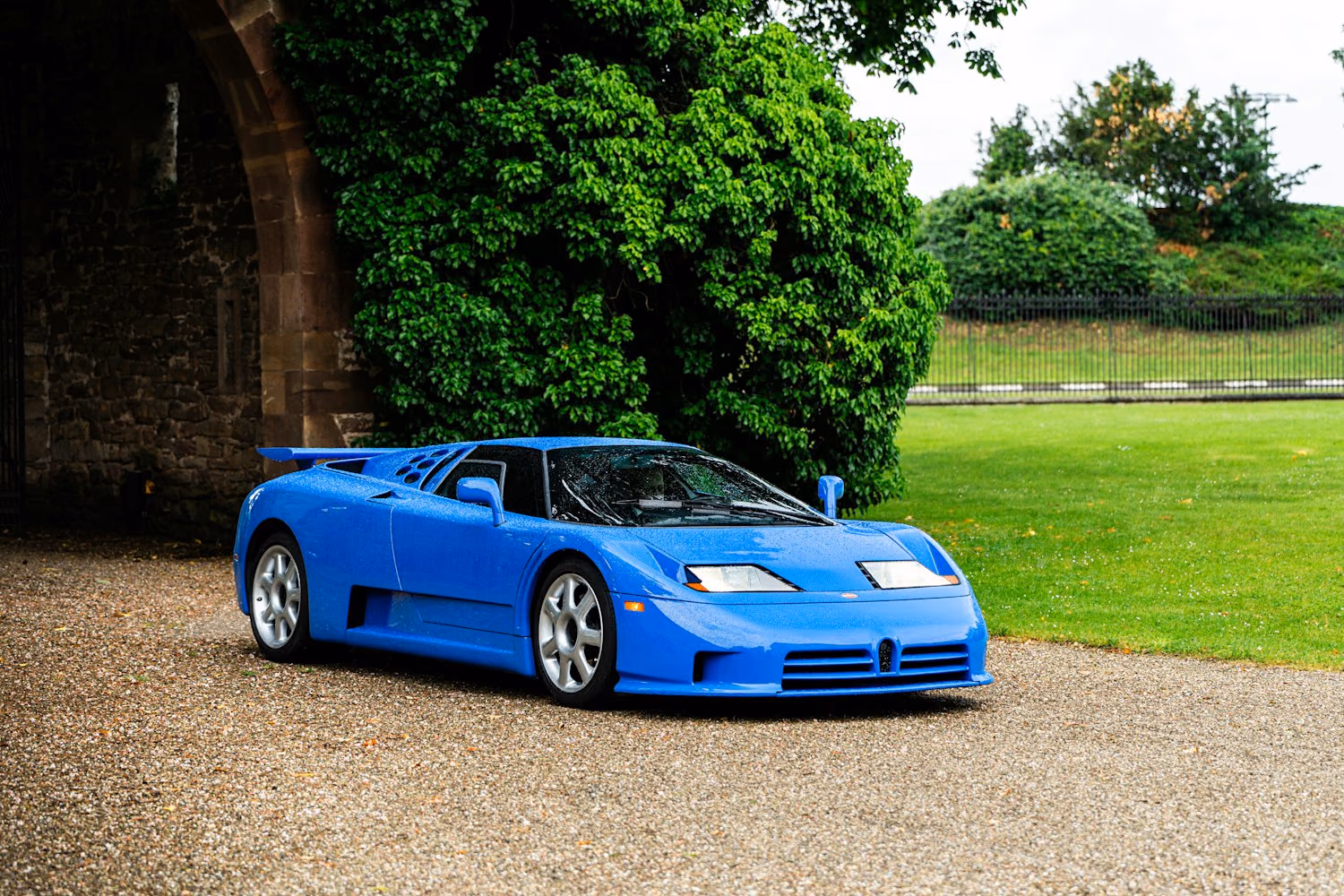bugatti-eb110-gmatoscar