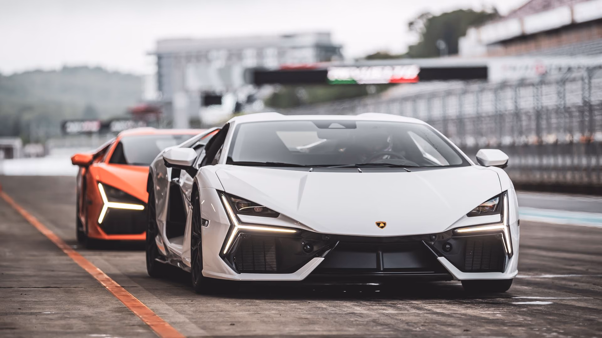lamborghini-revuelto