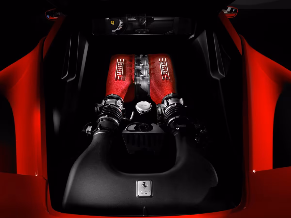 ferrari-458-italia-motor