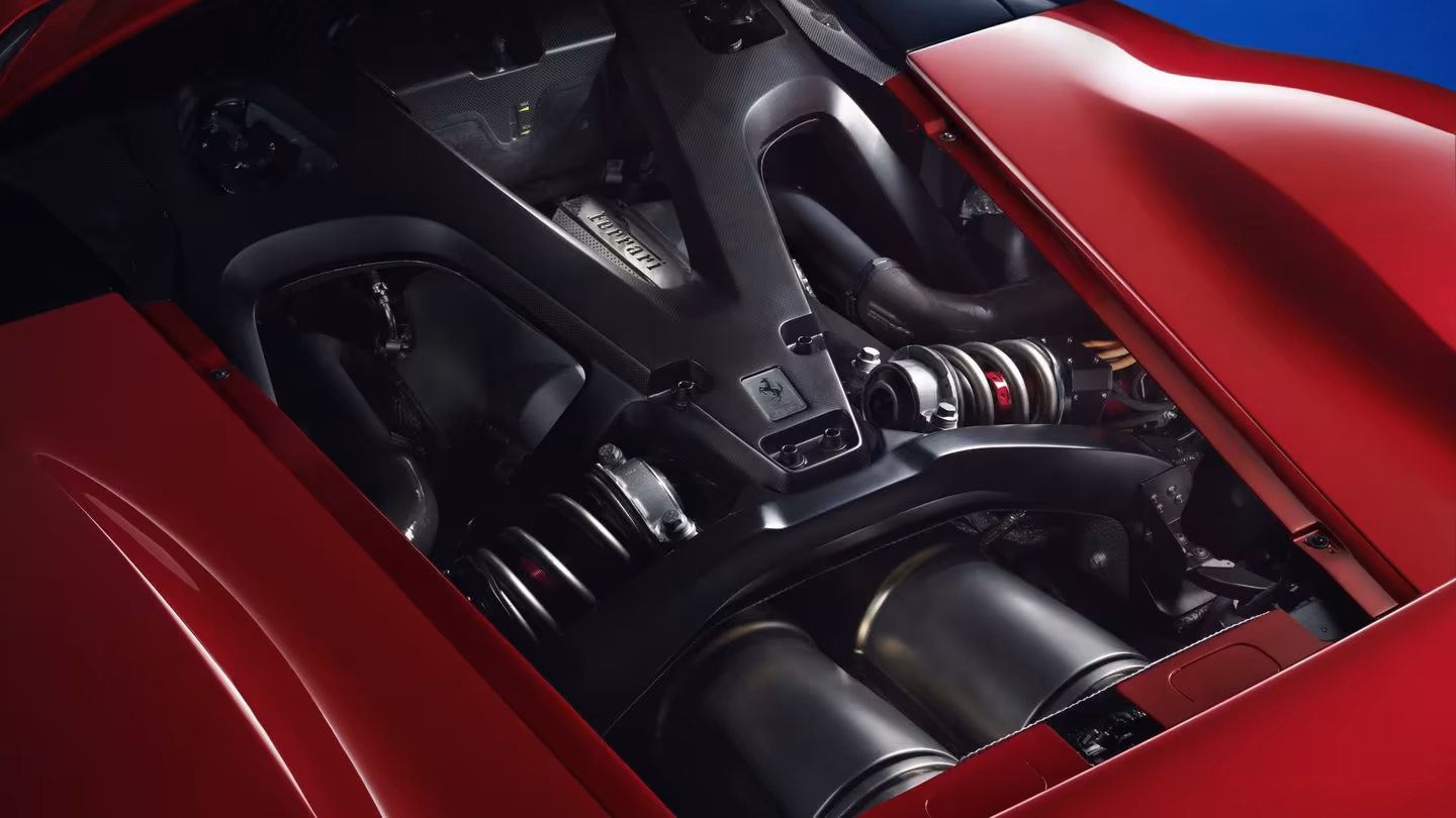 ferrari-f80-vermelha-motor