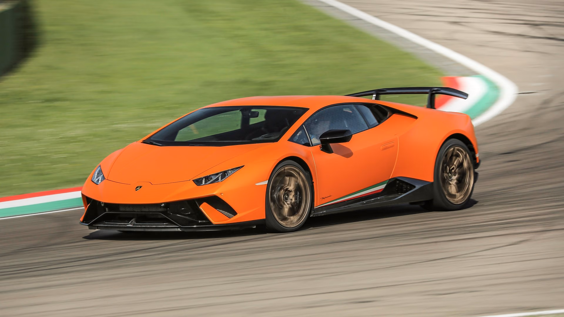 lamborghini-huracan