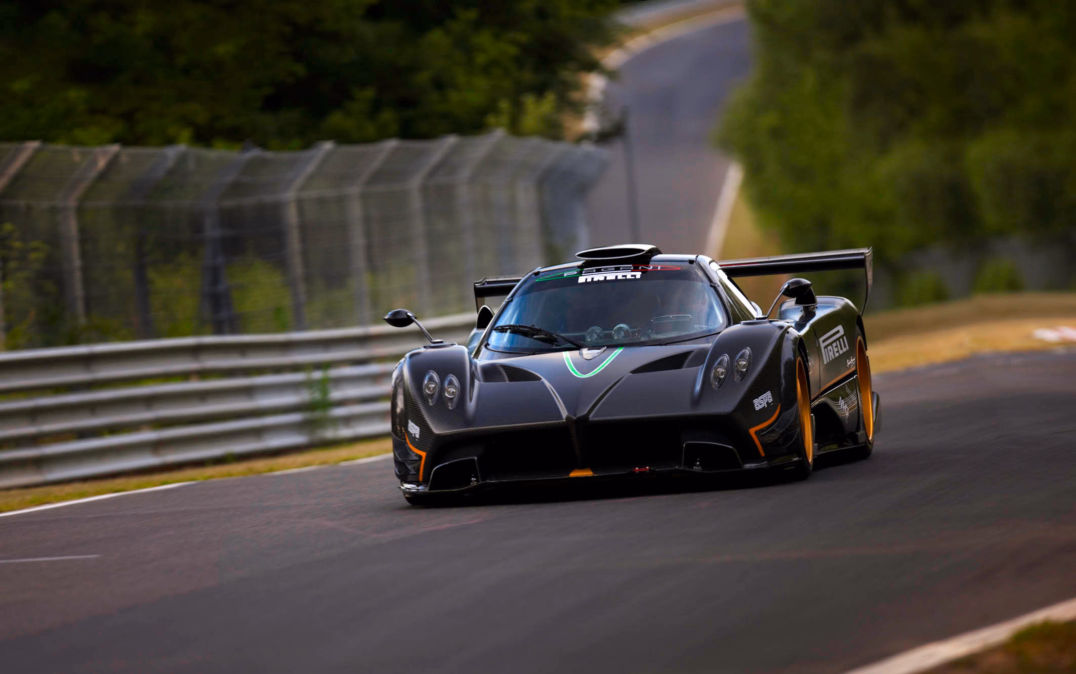 zonda-r